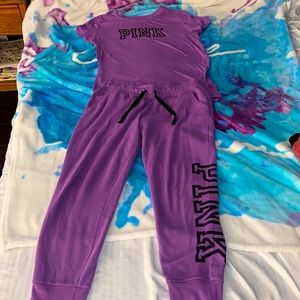 Purple VS PINK outfit like new size medium